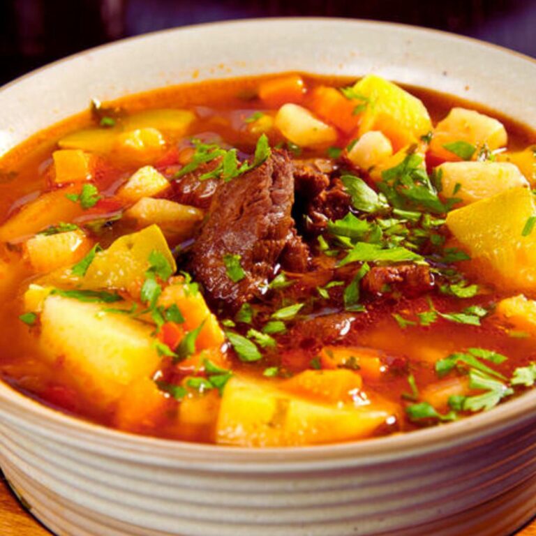 Sopa de Lentilha com Carne