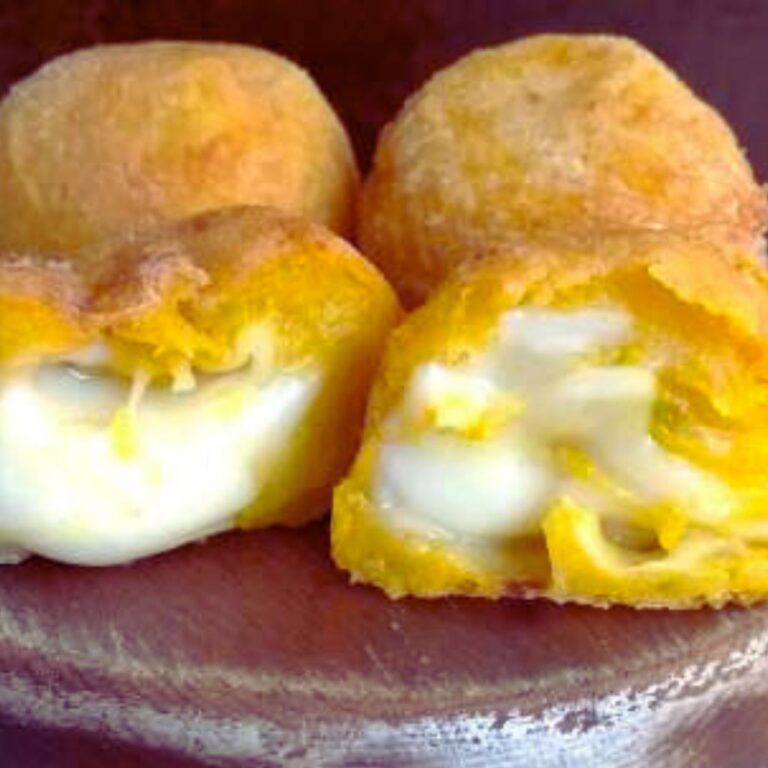 Bolinho de Abóbora com Queijo