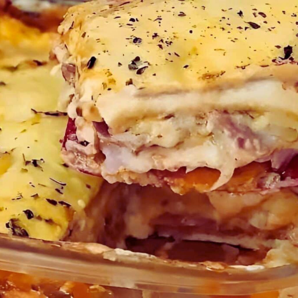 Torta de Pão Integral com Queijo e Presunto