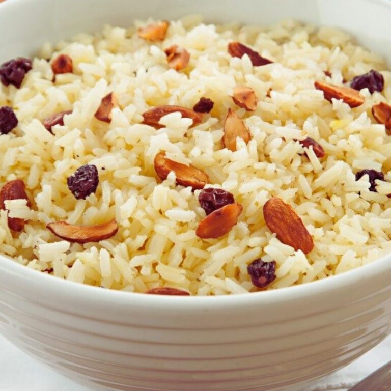 Arroz de Festa com Passas e Amêndoas